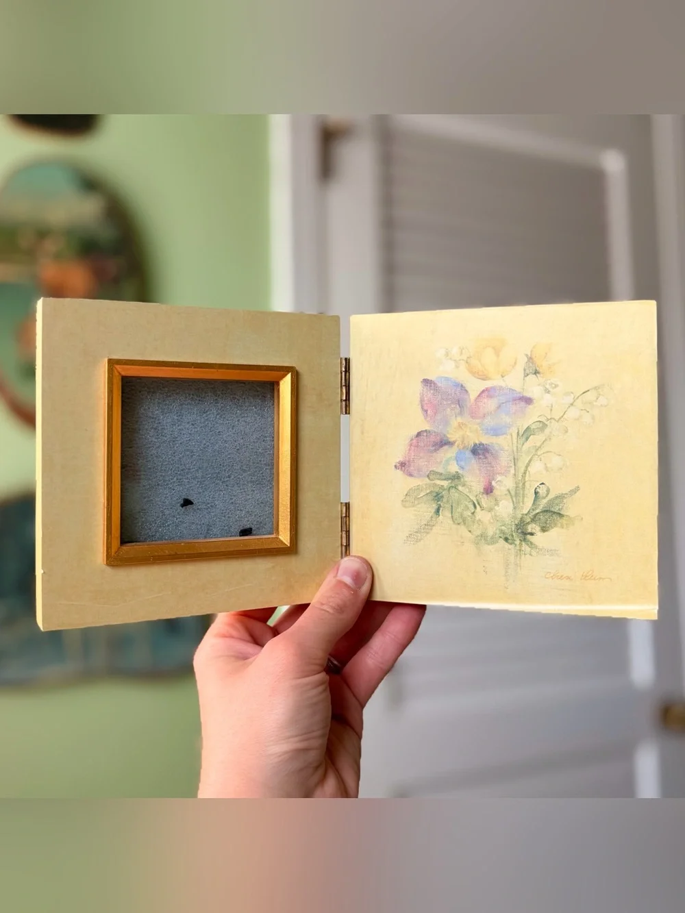 Charming Vintage Rustic Floral Folding Mini Photo Frame Freestanding